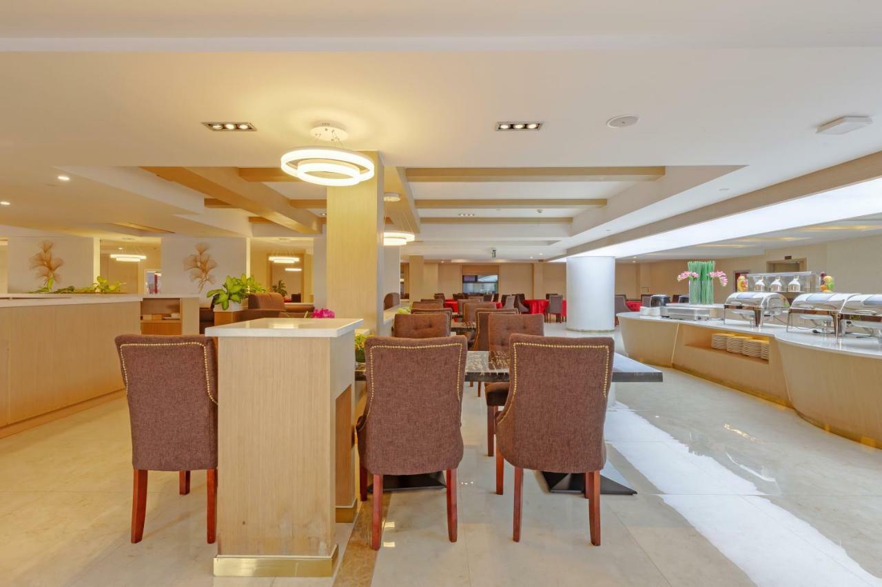 Hotel Echarm Hongqiao 2*